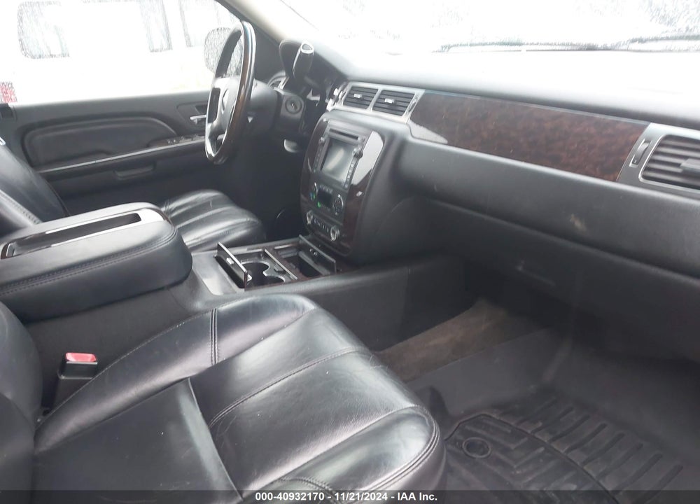 2007 GMC YUKON XL 1500 DENALI VIN: 1GKFK66857J283122