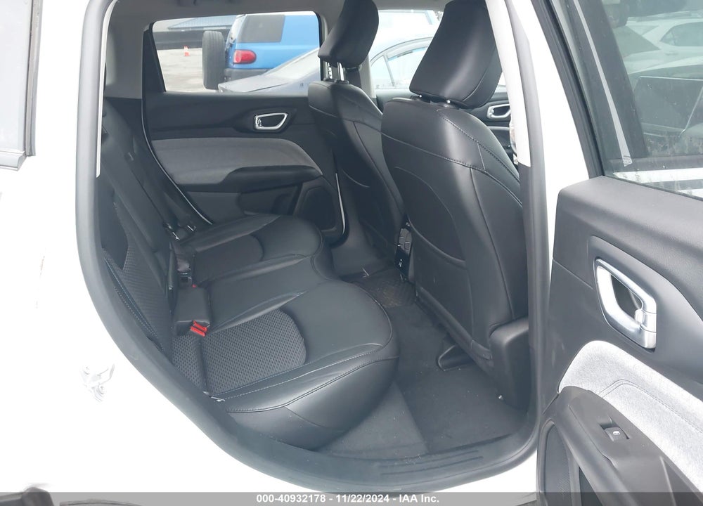 2022 JEEP COMPASS LATITUDE FWD VIN: 3C4NJCBB4NT218259