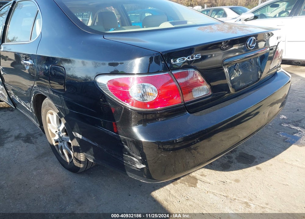 2002 LEXUS ES 300 VIN: JTHBF30G425024280