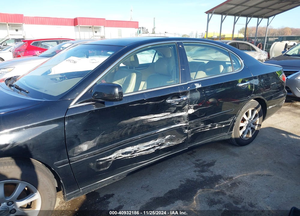 2002 LEXUS ES 300 VIN: JTHBF30G425024280