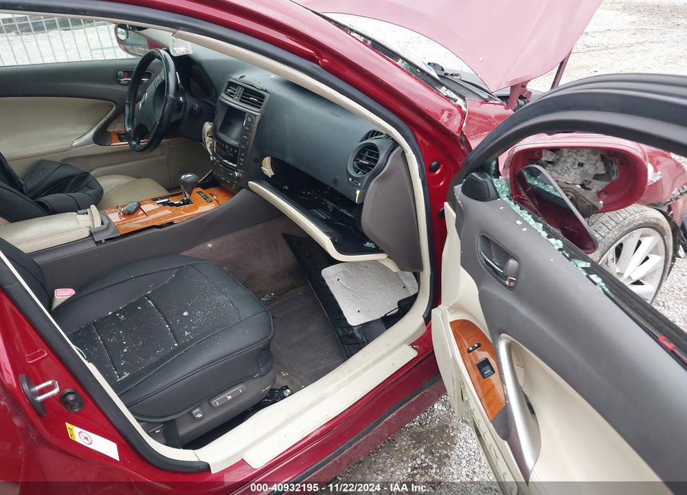 2009 LEXUS IS 250 VIN: JTHCK262595030136