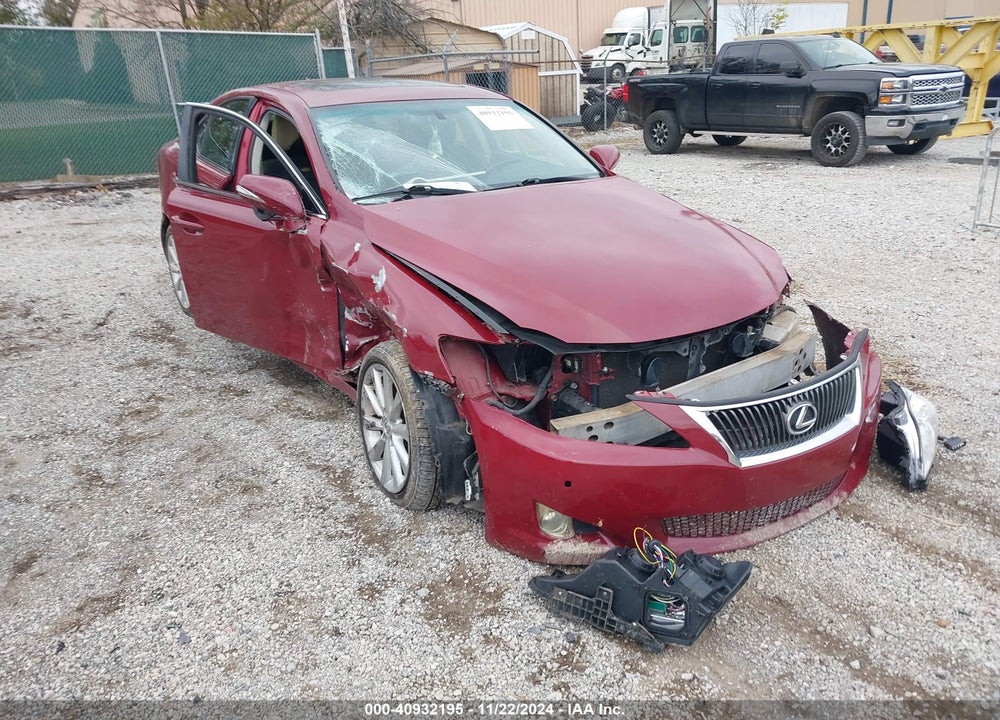 2009 LEXUS IS 250 VIN: JTHCK262595030136