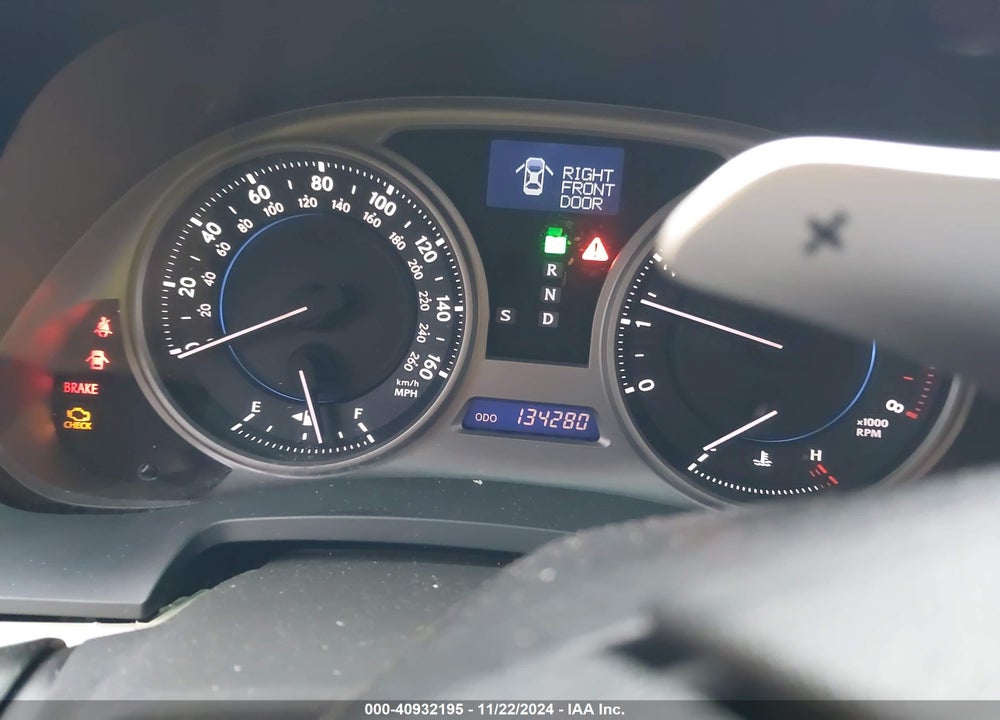 2009 LEXUS IS 250 VIN: JTHCK262595030136