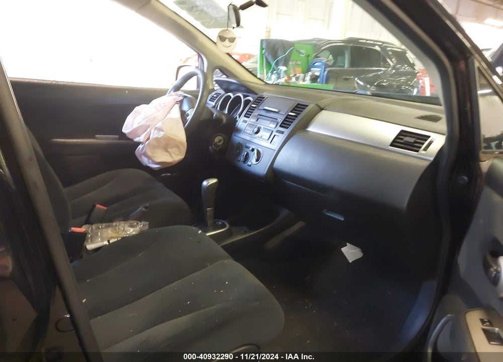 2011 NISSAN VERSA 1.8S VIN: 3N1BC1CP3BL411836