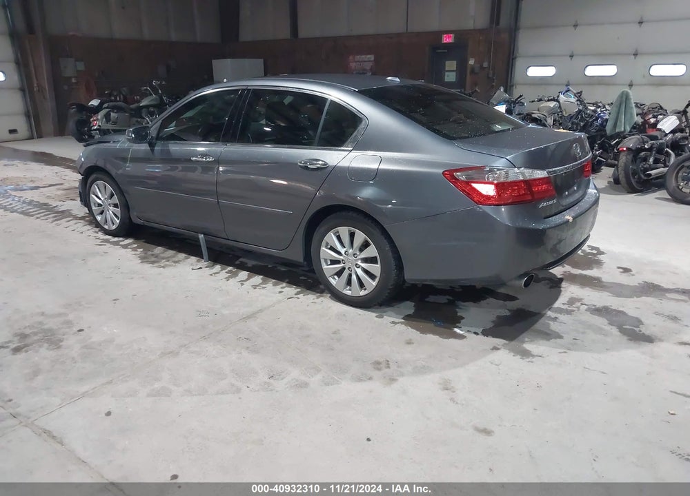 2013 HONDA ACCORD EX-L V-6 VIN: 1HGCR3F83DA009679