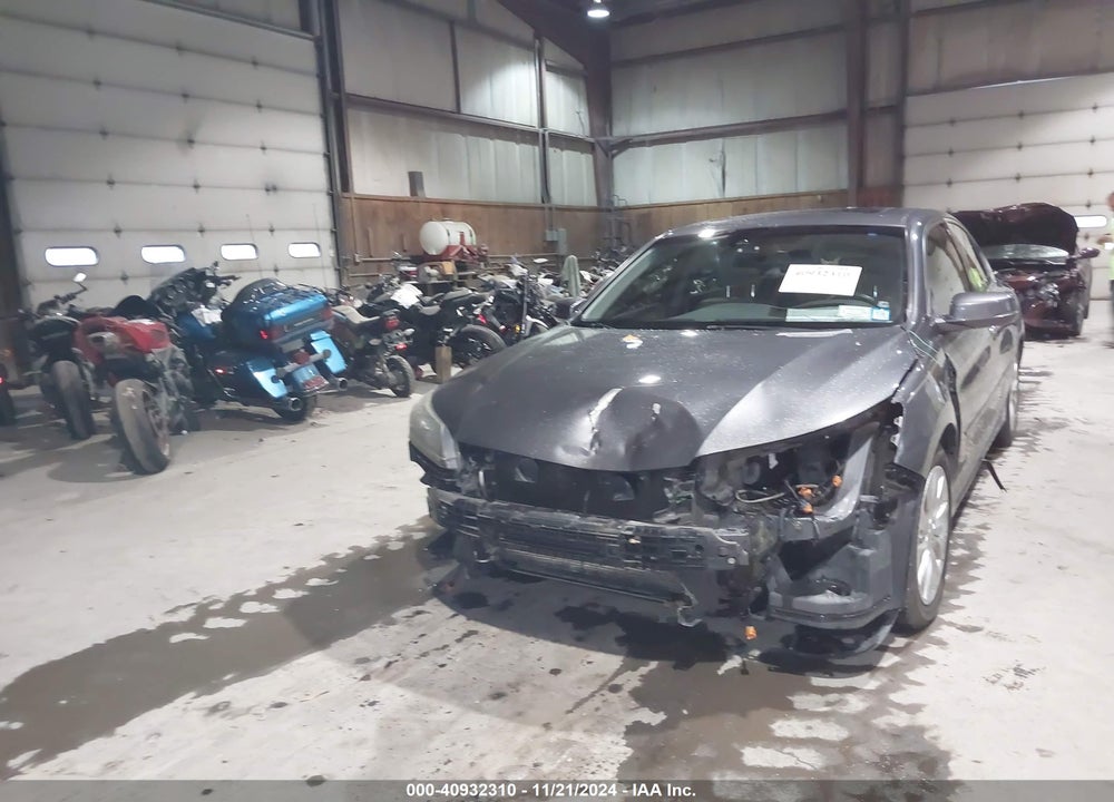 2013 HONDA ACCORD EX-L V-6 VIN: 1HGCR3F83DA009679