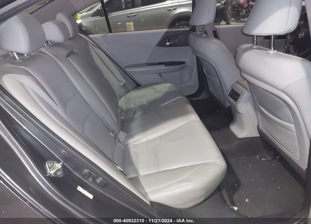 2013 HONDA ACCORD EX-L V-6 VIN: 1HGCR3F83DA009679
