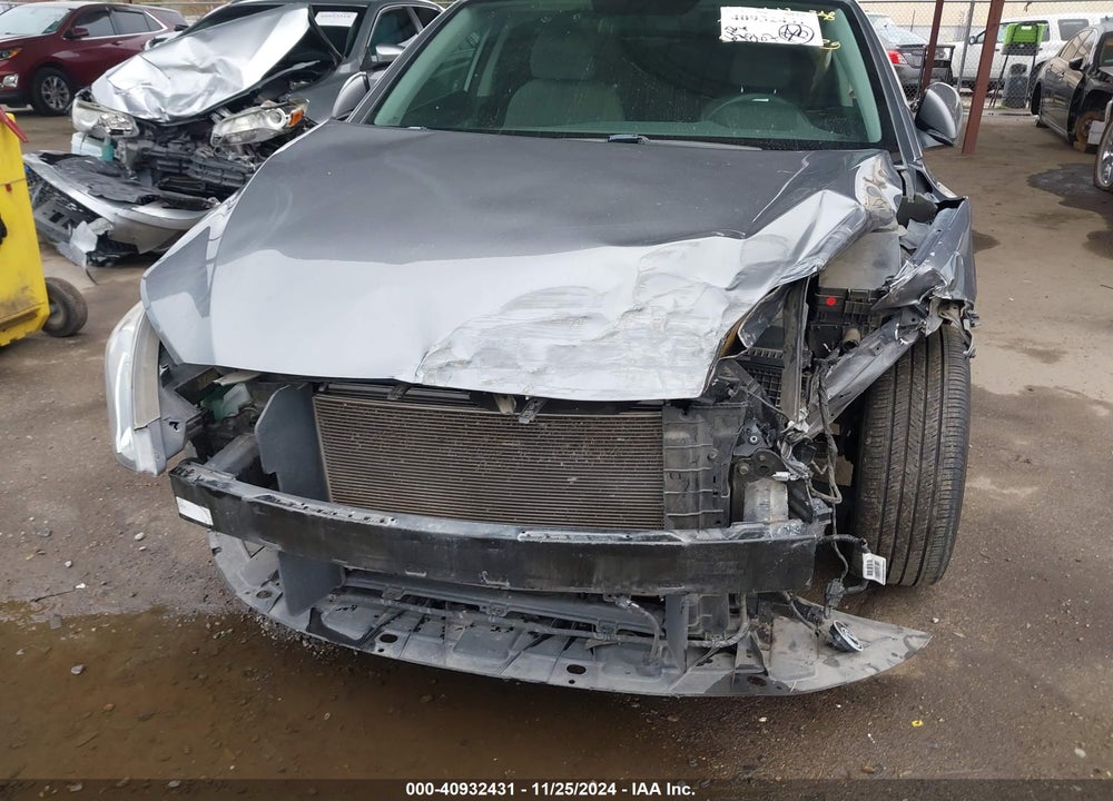 2018 HYUNDAI ELANTRA SEL VIN: 5NPD84LF3JH339177