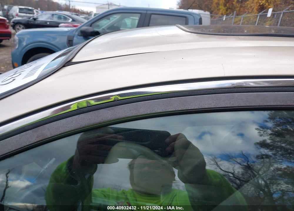 2001 HONDA ACCORD 3.0 EX VIN: 1HGCG165X1A056400