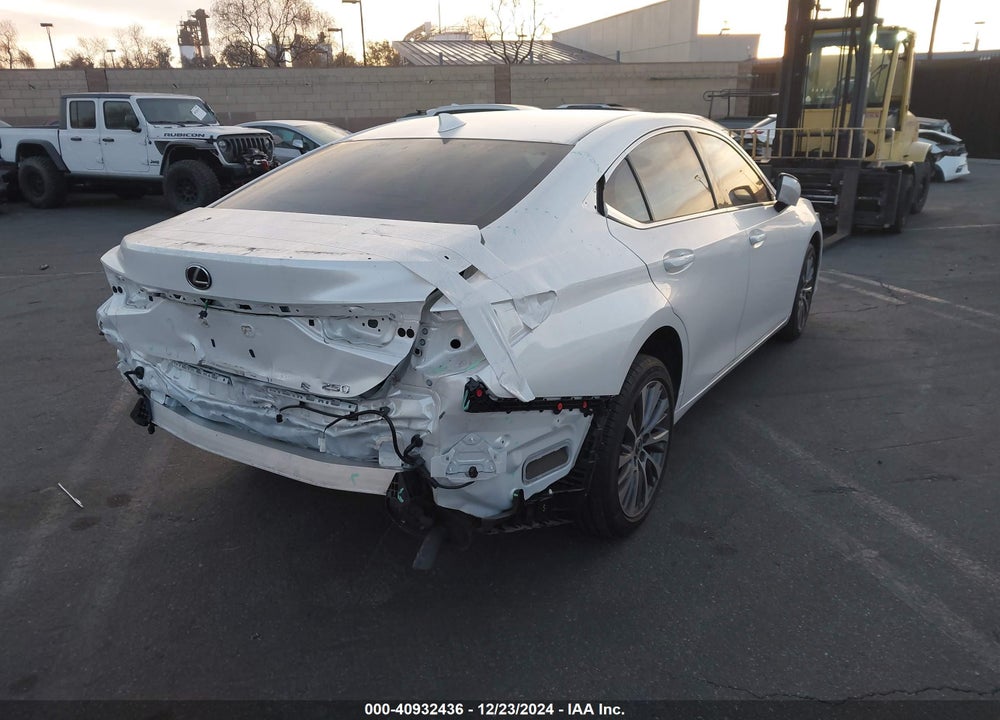 2021 LEXUS ES 250 VIN: 58AD11D14MU003512