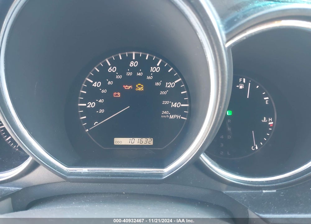2005 LEXUS RX 330 VIN: JTJGA31U150051672
