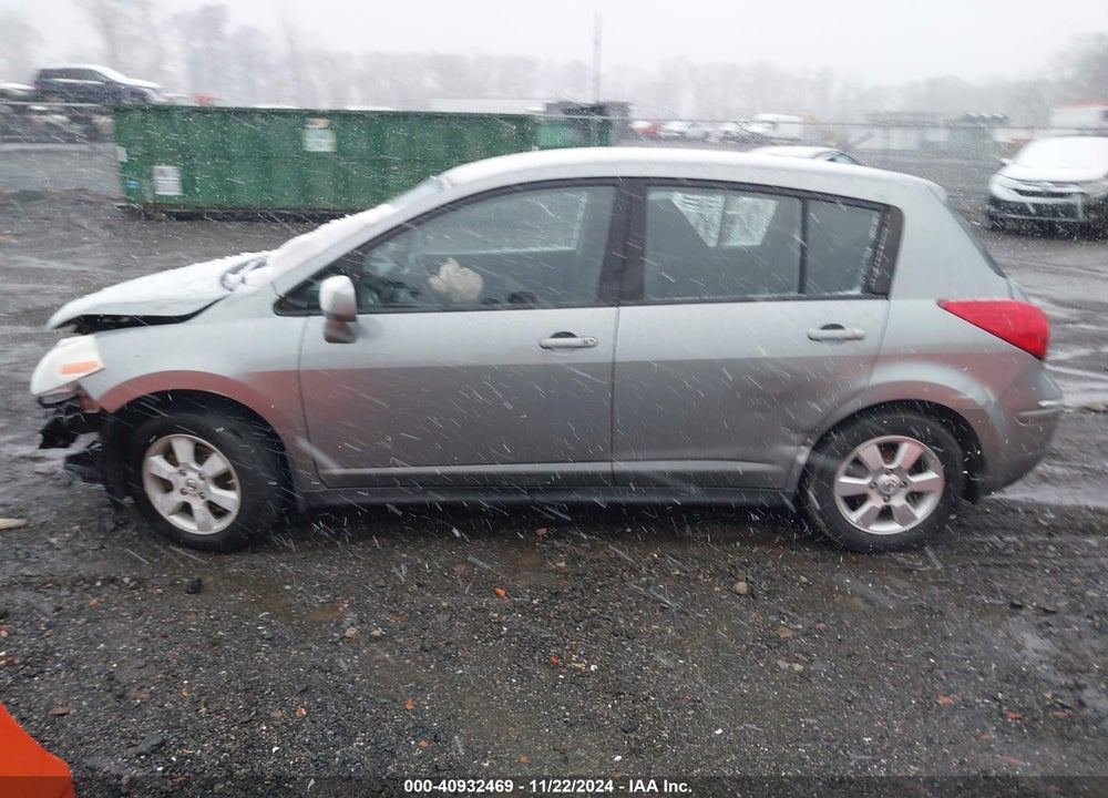 2009 NISSAN VERSA 1.8SL VIN: 3N1BC13E89L373836