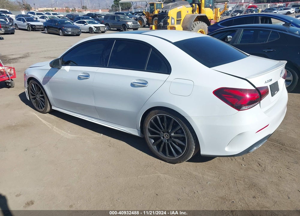 2020 MERCEDES-BENZ A 220 VIN: W1K3G4EB5LW042908