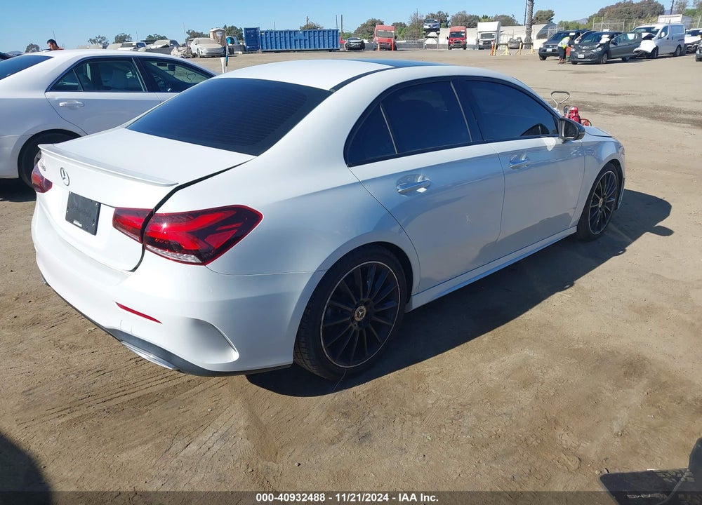 2020 MERCEDES-BENZ A 220 VIN: W1K3G4EB5LW042908