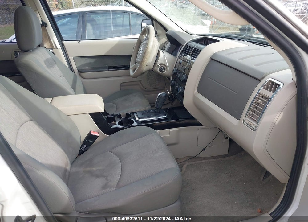 2011 MAZDA TRIBUTE I SPORT VIN: 4F2CY0C71BKM00672