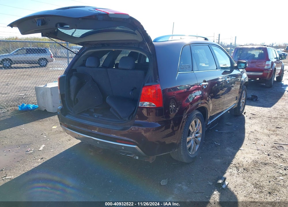 2013 KIA SORENTO SX VIN: 5XYKW4A20DG321311