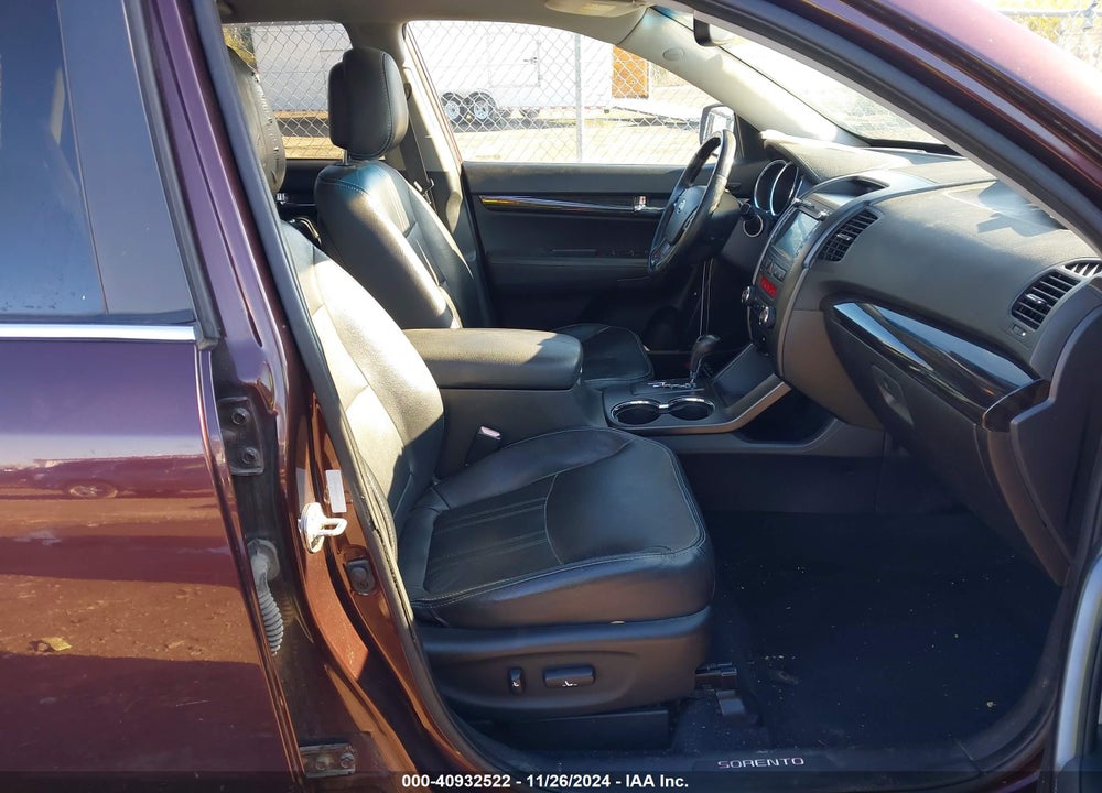 2013 KIA SORENTO SX VIN: 5XYKW4A20DG321311