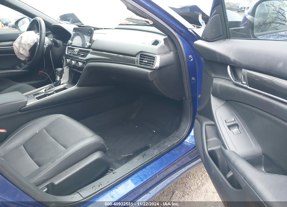 2019 HONDA ACCORD SPORT VIN: 1HGCV1F30KA140120