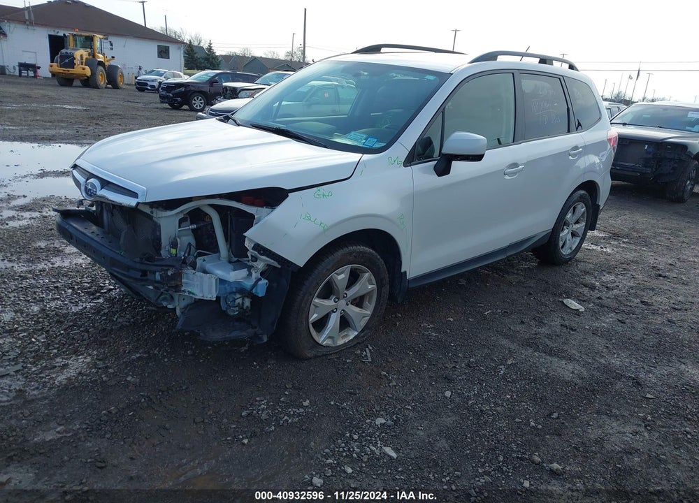 2014 SUBARU FORESTER 2.5I PREMIUM VIN: JF2SJAEC5EH405165