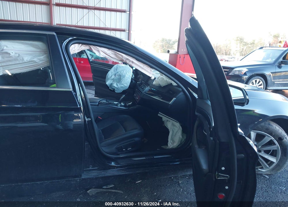 2015 BMW 528I VIN: WBA5A7C53FD622027