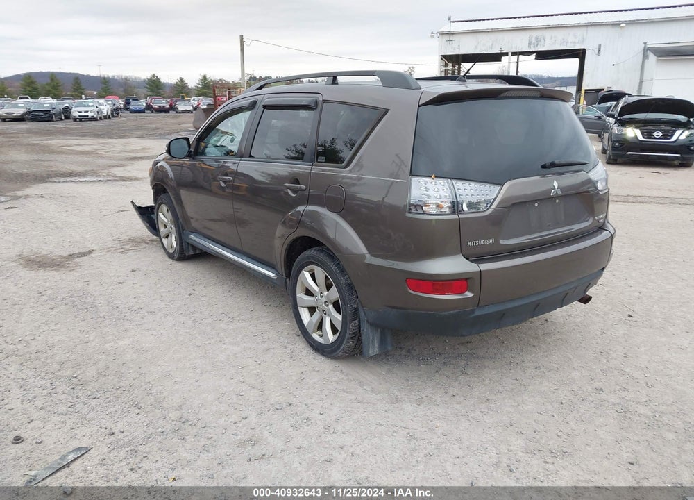 2010 MITSUBISHI OUTLANDER XLS VIN: JA4JT4AX5AZ011064