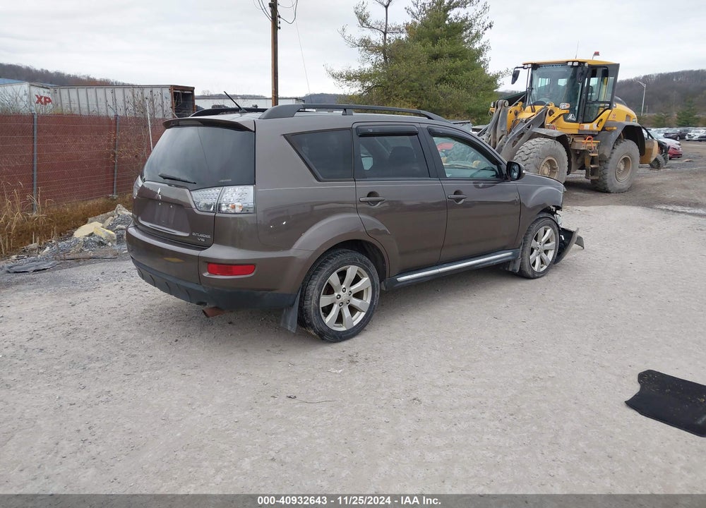 2010 MITSUBISHI OUTLANDER XLS VIN: JA4JT4AX5AZ011064