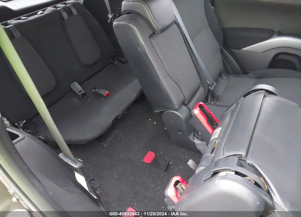2010 MITSUBISHI OUTLANDER XLS VIN: JA4JT4AX5AZ011064
