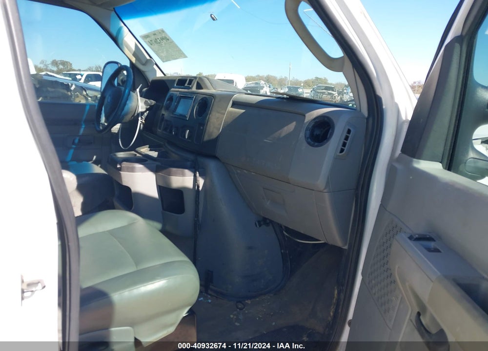 2014 FORD E-350 SUPER DUTY COMMERCIAL VIN: 1FTSE3EL1EDA85932