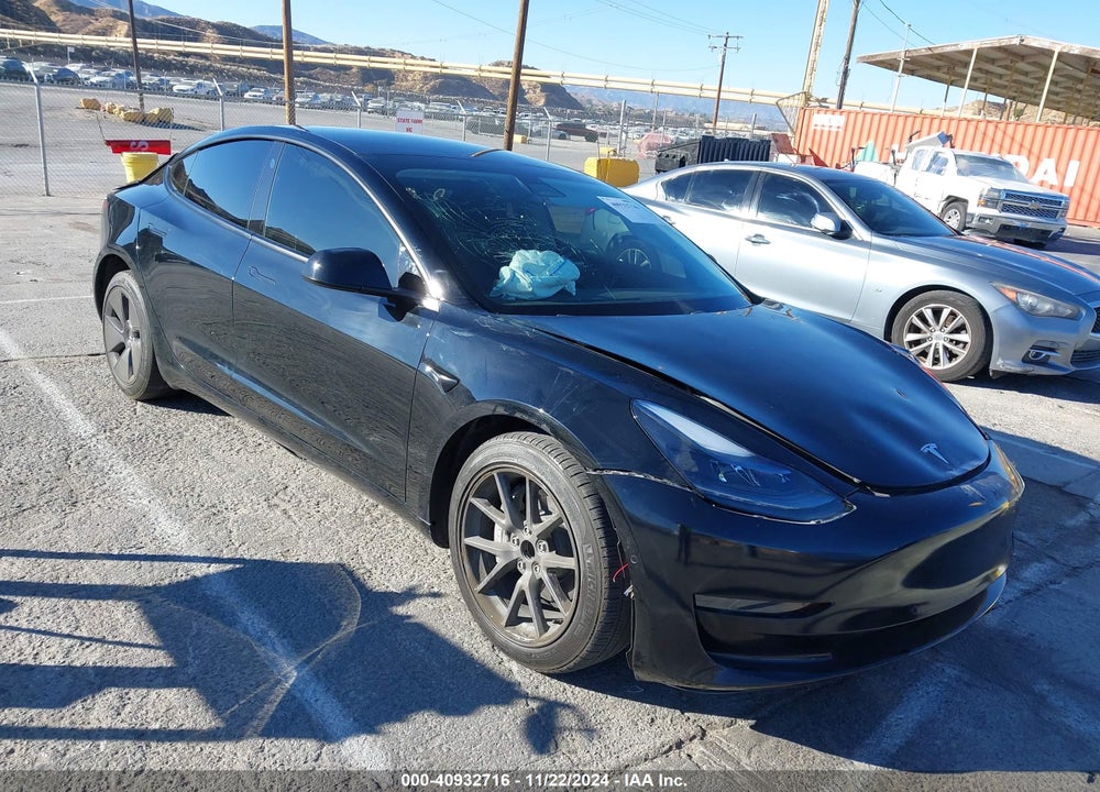 2021 TESLA MODEL 3 STANDARD RANGE PLUS REAR-WHEEL DRIVE VIN: 5YJ3E1EAXMF870626