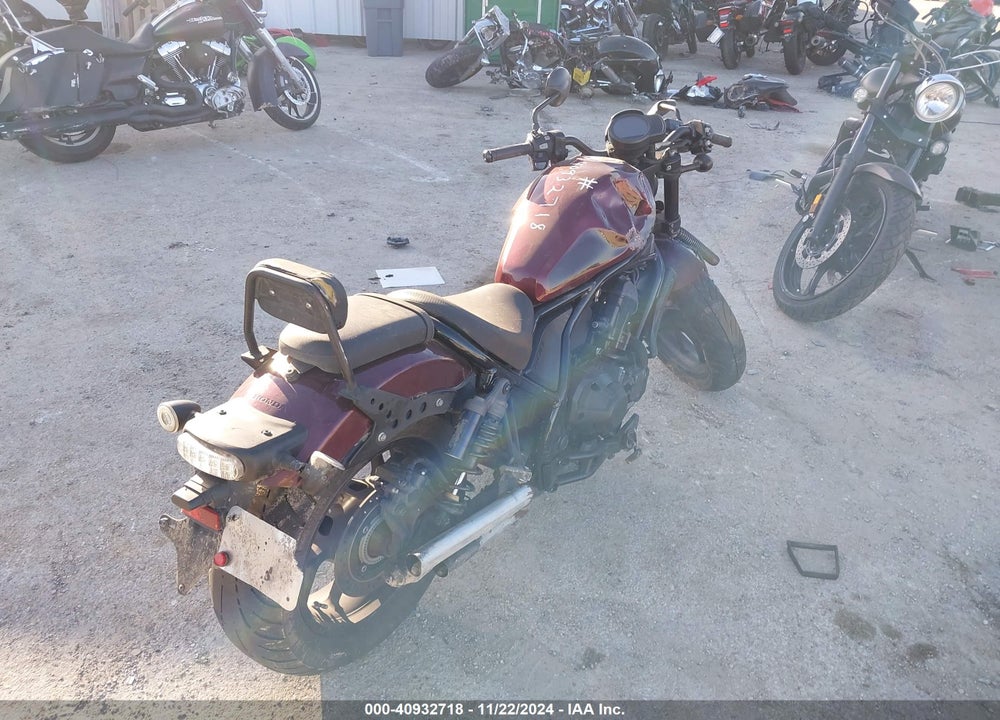 2022 HONDA CMX1100 D VIN: JH2SC8319NK100877