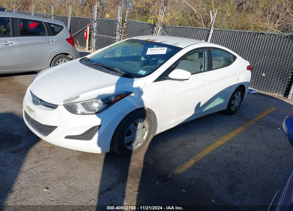 2016 HYUNDAI ELANTRA SE VIN: 5NPDH4AE2GH704290