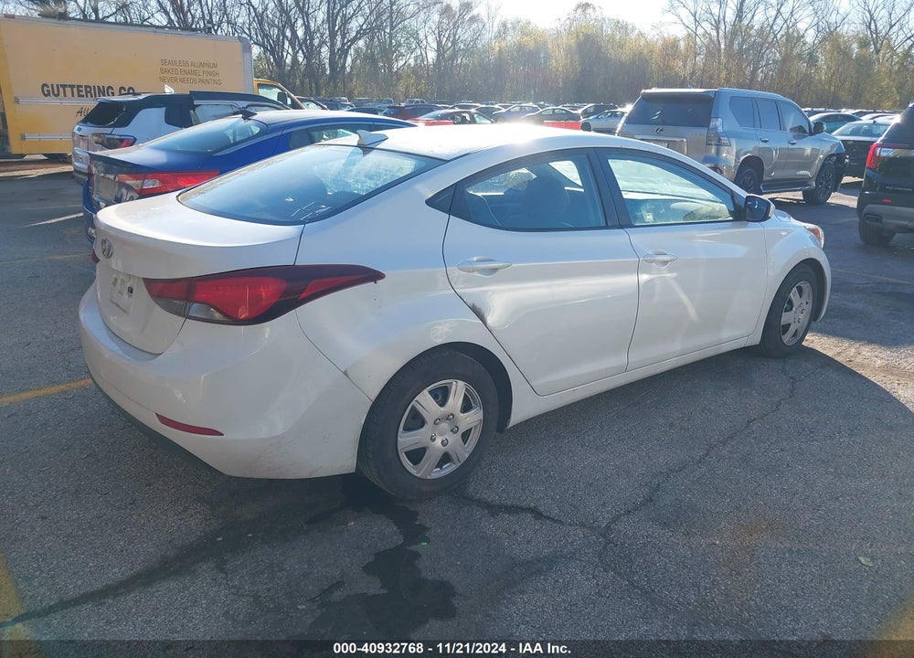 2016 HYUNDAI ELANTRA SE VIN: 5NPDH4AE2GH704290