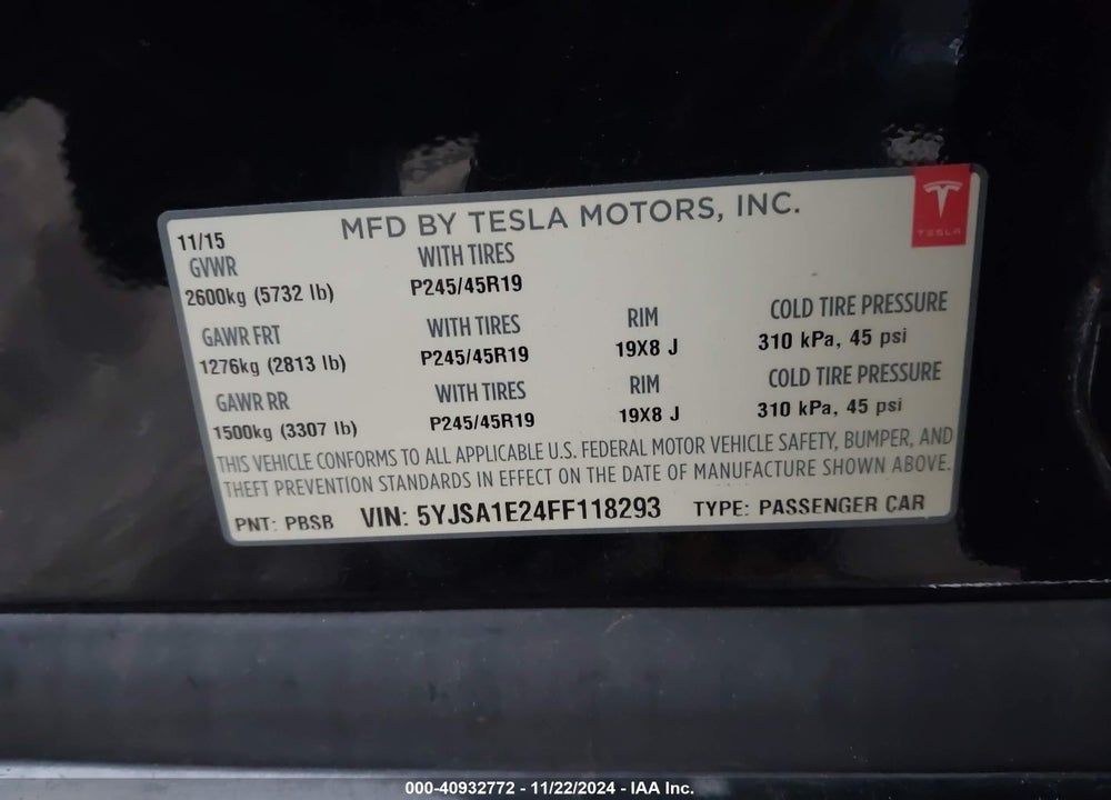 2015 TESLA MODEL S VIN: 5YJSA1E24FF118293