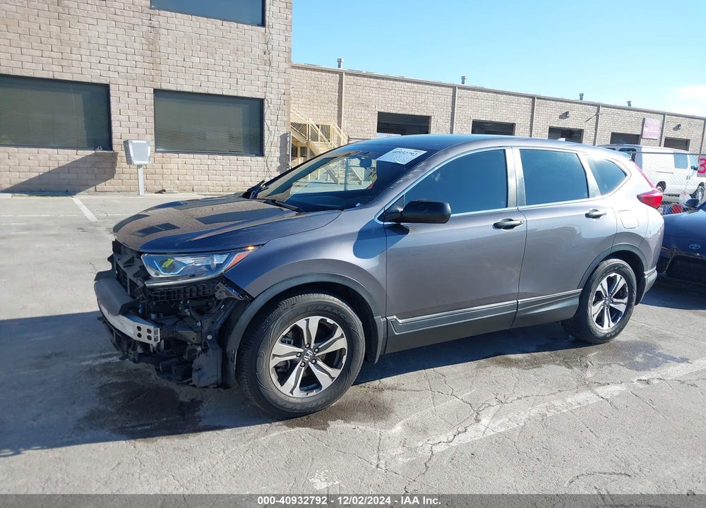 2018 HONDA CR-V LX VIN: 2HKRW5H33JH405937