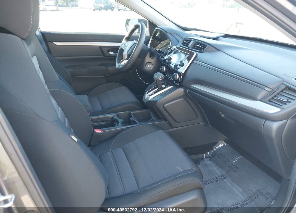 2018 HONDA CR-V LX VIN: 2HKRW5H33JH405937