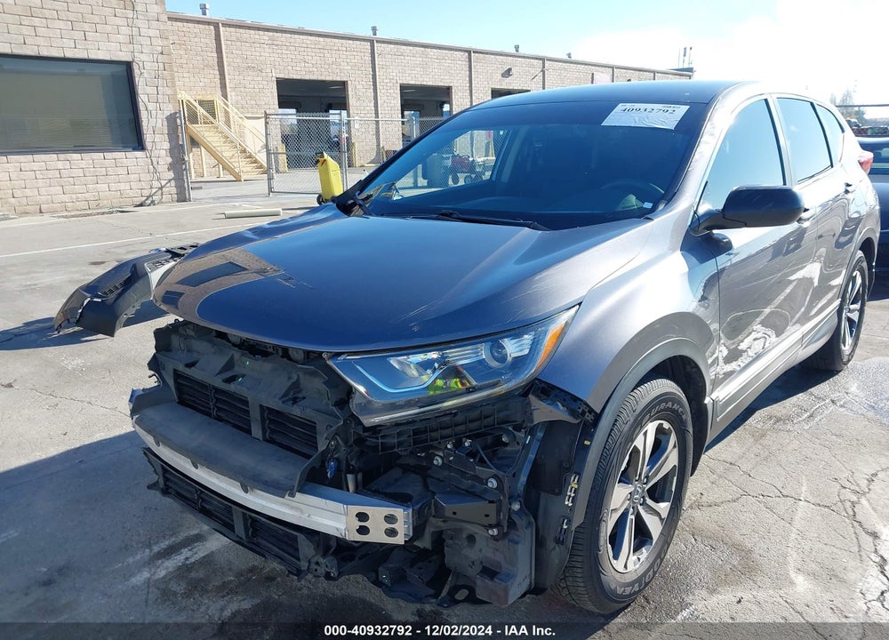 2018 HONDA CR-V LX VIN: 2HKRW5H33JH405937