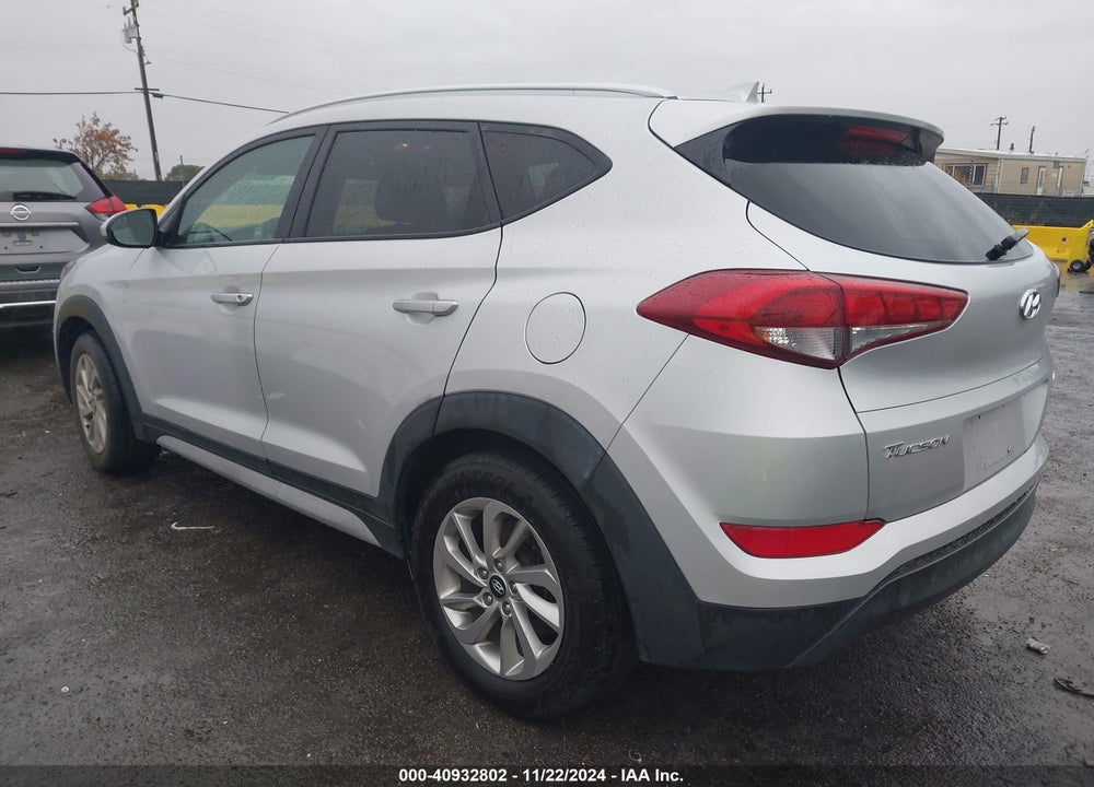 2018 HYUNDAI TUCSON SEL VIN: KM8J3CA47JU644261