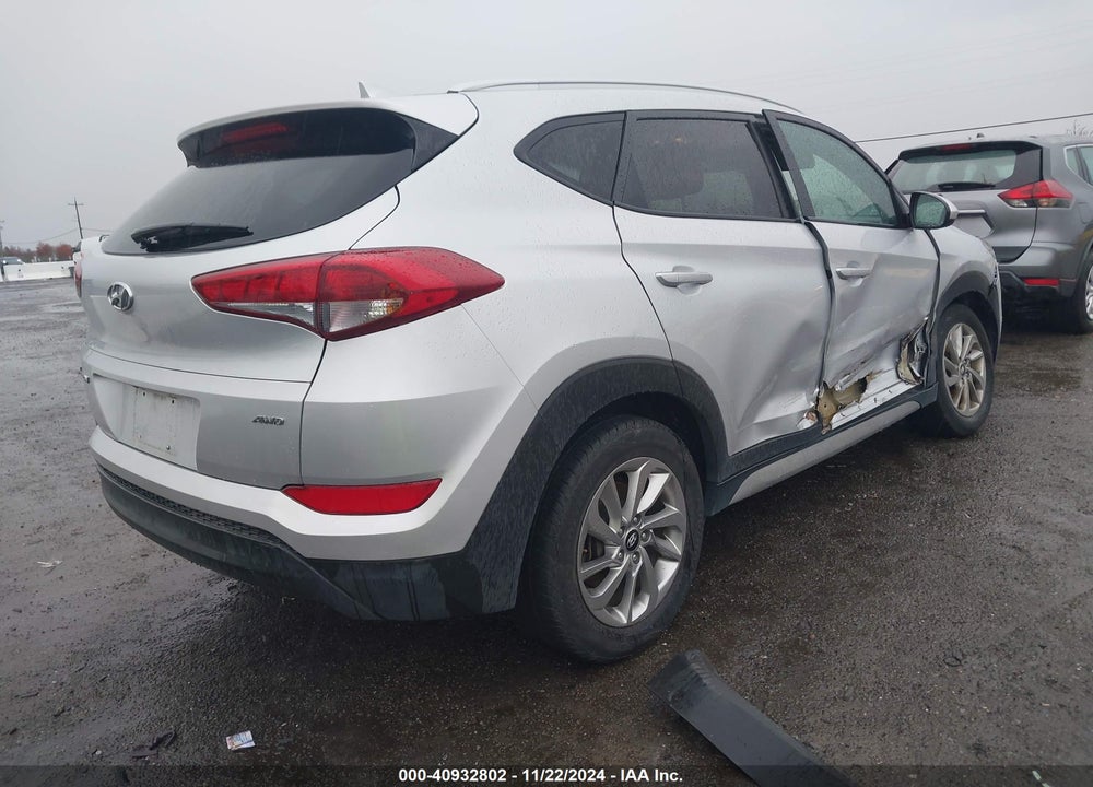 2018 HYUNDAI TUCSON SEL VIN: KM8J3CA47JU644261