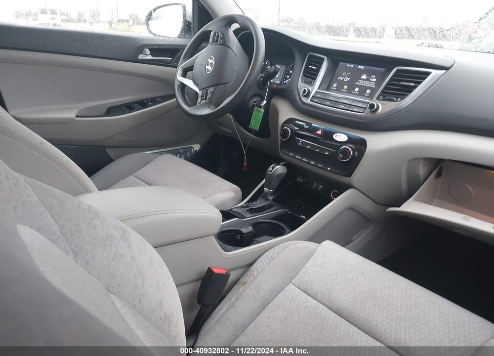 2018 HYUNDAI TUCSON SEL VIN: KM8J3CA47JU644261