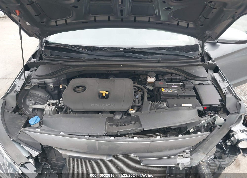 2019 HYUNDAI ELANTRA VIN: KMHD74LF8KU818815