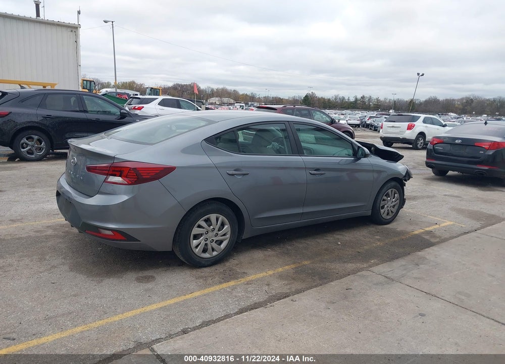 2019 HYUNDAI ELANTRA VIN: KMHD74LF8KU818815