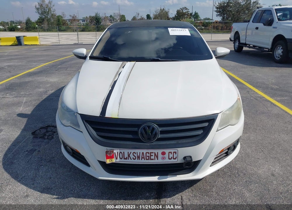 2010 VOLKSWAGEN CC SPORT VIN: WVWMN7AN5AE558226