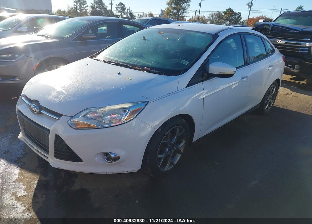 2014 FORD FOCUS SE VIN: 1FADP3F29EL235435