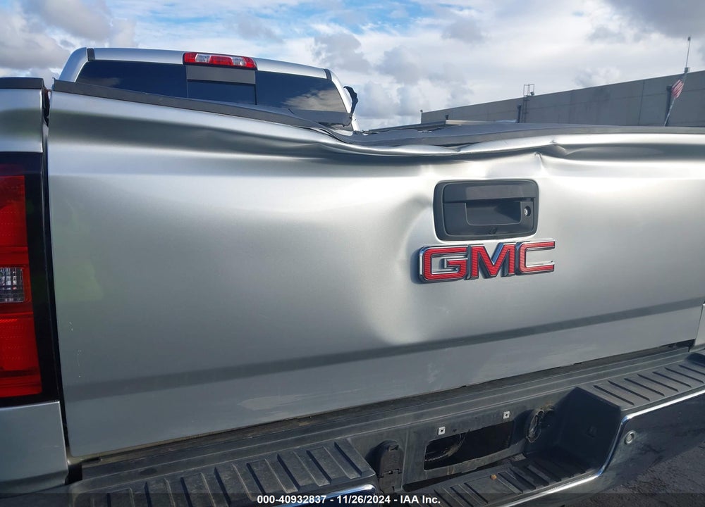 2015 GMC SIERRA 2500HD SLE VIN: 1GT12YE84FF571234