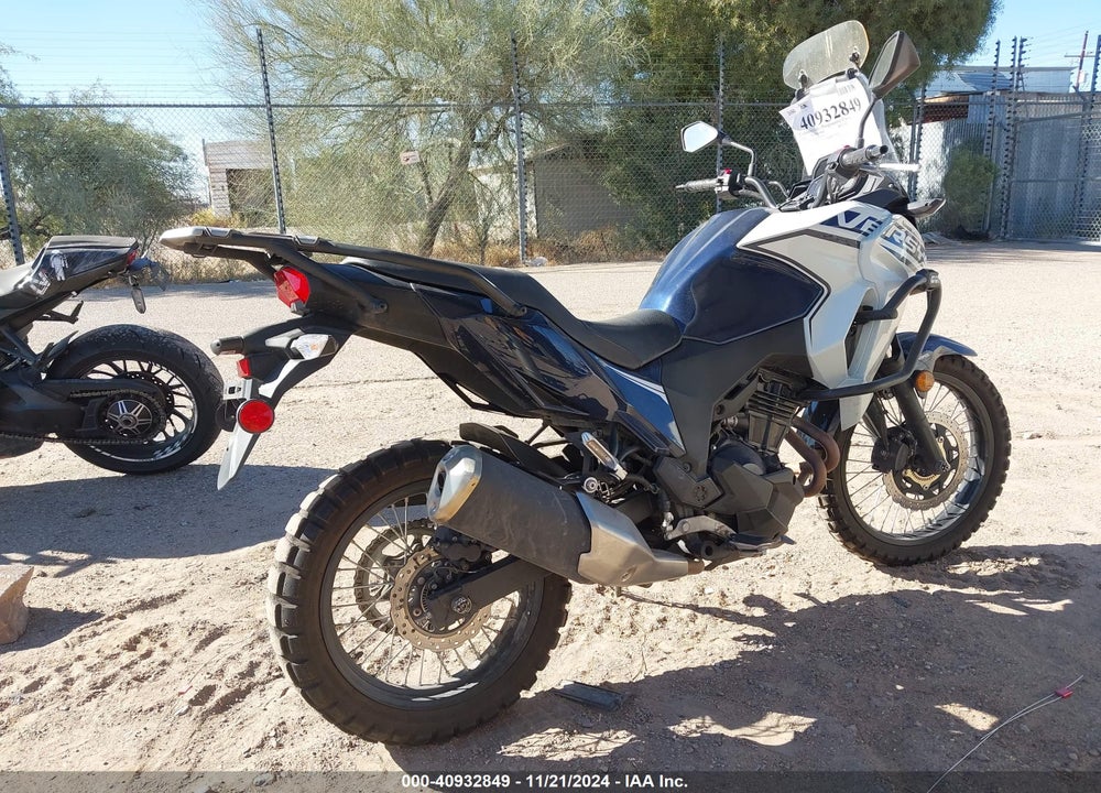 2022 KAWASAKI KLE300 C VIN: JKALE8C14NDA14353