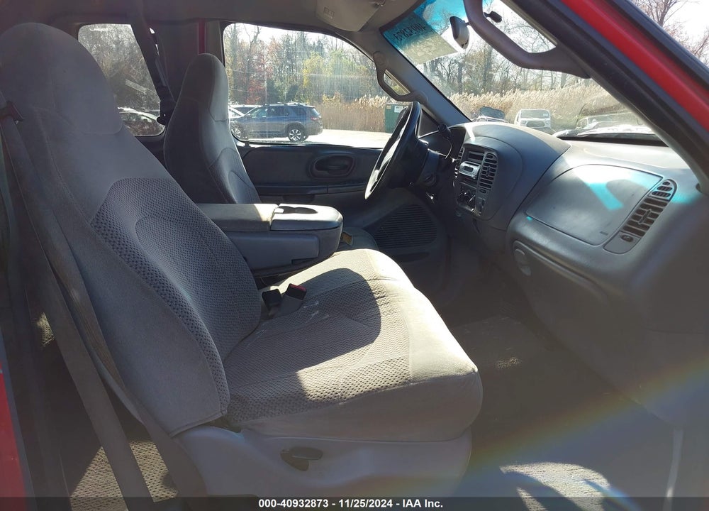 2000 FORD F-150 VIN: 1FTRX17W2YNA63358