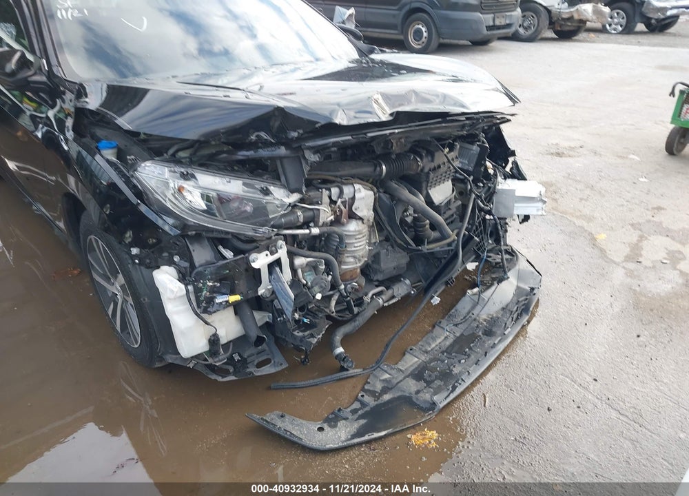 2020 HONDA CIVIC LX VIN: SHHFK7H32LU422352