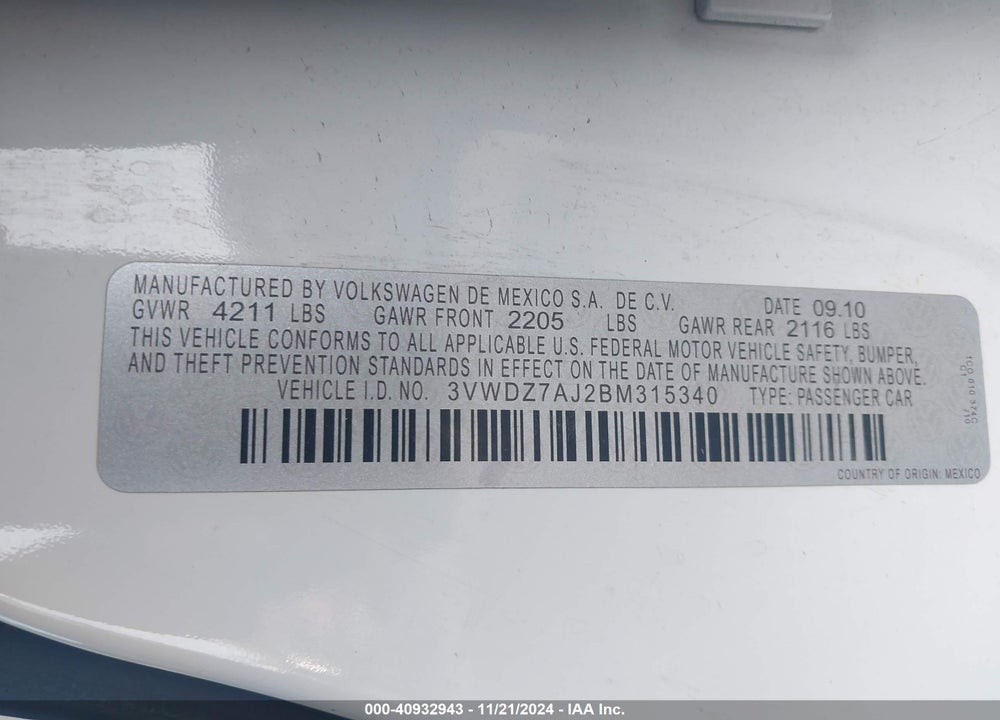 2011 VOLKSWAGEN JETTA 2.5L SE VIN: 3VWDZ7AJ2BM315340