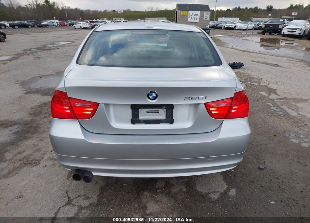 2011 BMW 328I XDRIVE VIN: WBAPK5G50BNN51779