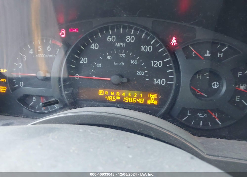 2005 NISSAN TITAN SE VIN: 1N6BA06B25N576985